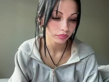 Sexy live cam screenshot of kaylalynx's webcam / video chat room