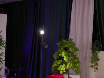 Sexy live cam screenshot of kiss_jess's webcam / video chat room