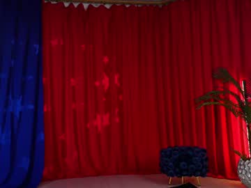 Sexy live cam screenshot of kittycaitlin's webcam / video chat room