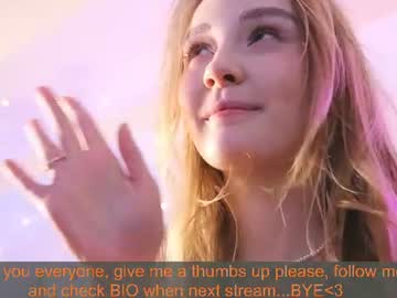 Sexy live cam screenshot of lissa_meooow's webcam / video chat room