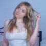 Sexy live cam screenshot of odelynbrower's webcam / video chat room
