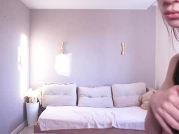 Sexy live cam screenshot of pussechka's webcam / video chat room
