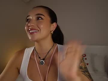 Sexy live cam screenshot of scarlett__baker11's webcam / video chat room