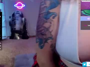 Sexy live cam screenshot of scarlettpython1's webcam / video chat room