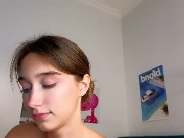 Sexy live cam screenshot of smoothnesss's webcam / video chat room