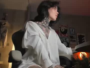 Sexy live cam screenshot of uwu_eva's webcam / video chat room