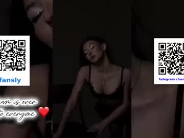 Sexy live cam screenshot of annie_f0x's webcam / video chat room