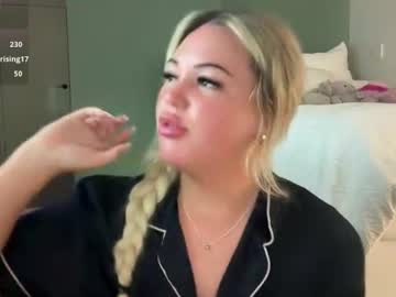 Sexy live cam screenshot of averybabyyx's webcam / video chat room