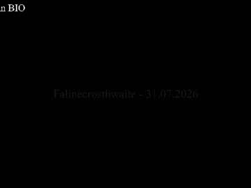 Sexy live cam screenshot of falinecrosthwaite's webcam / video chat room