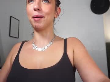 Sexy live cam screenshot of juicy_jane_uk's webcam / video chat room
