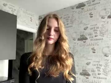 Sexy live cam screenshot of manadikes's webcam / video chat room
