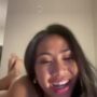 Sexy live cam screenshot of milarosexoxox's webcam / video chat room