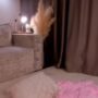 Sexy live cam screenshot of sarakinsly's webcam / video chat room