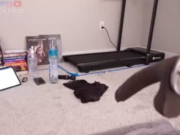 Sexy live cam screenshot of serareads's webcam / video chat room