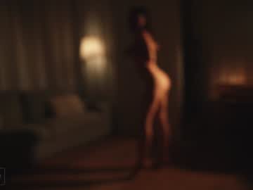 Sexy live cam screenshot of velavelle's webcam / video chat room