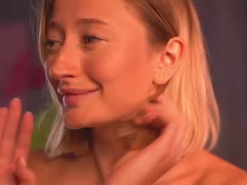 Sexy live cam screenshot of wendy_amber's webcam / video chat room