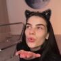 Sexy live cam screenshot of adriana_allen's webcam / video chat room