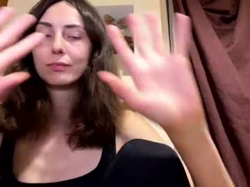 Sexy live cam screenshot of aevra's webcam / video chat room