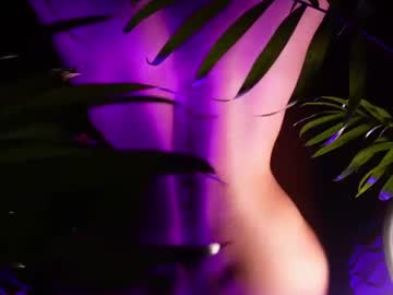 Sexy live cam screenshot of ajuicyanastasia's webcam / video chat room