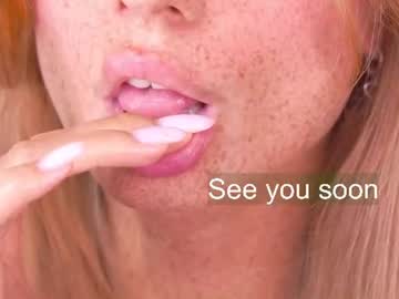 Sexy live cam screenshot of artease's webcam / video chat room