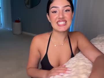 Sexy live cam screenshot of ava_delightt's webcam / video chat room