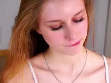 Sexy live cam screenshot of beckywhirry's webcam / video chat room