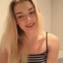 Sexy live cam screenshot of ellalowe's webcam / video chat room