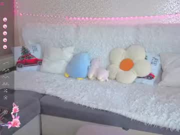 Sexy live cam screenshot of evie_sun1's webcam / video chat room