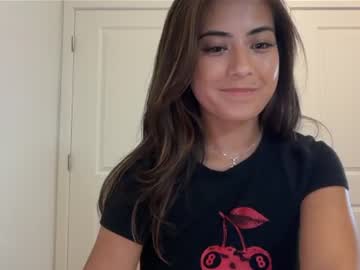 Sexy live cam screenshot of jade_auraa's webcam / video chat room