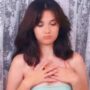 Sexy live cam screenshot of lahomakarin's webcam / video chat room