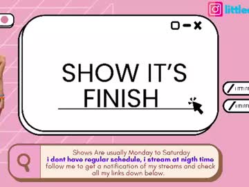 Sexy live cam screenshot of little_effy18_'s webcam / video chat room