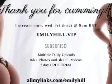 Sexy live cam screenshot of littlee33's webcam / video chat room