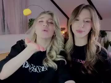 Sexy live cam screenshot of pinkadele's webcam / video chat room