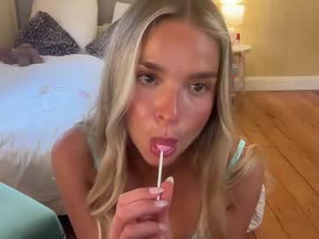 Sexy live cam screenshot of sofia_rhodes's webcam / video chat room