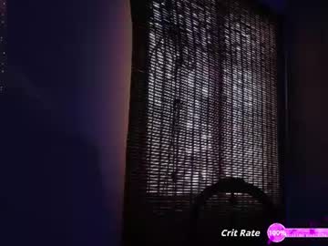 Sexy live cam screenshot of sweett_petite's webcam / video chat room