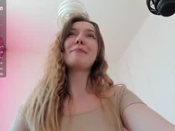 Sexy live cam screenshot of thatgirl___'s webcam / video chat room
