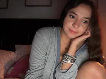 Sexy live cam screenshot of avangelinefunn99's webcam / video chat room