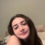 Sexy live cam screenshot of avazleee's webcam / video chat room