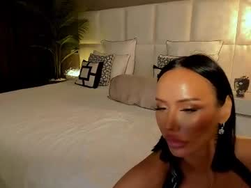 Sexy live cam screenshot of devil_bby's webcam / video chat room