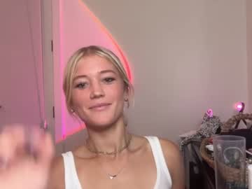 Sexy live cam screenshot of eliannalol4's webcam / video chat room