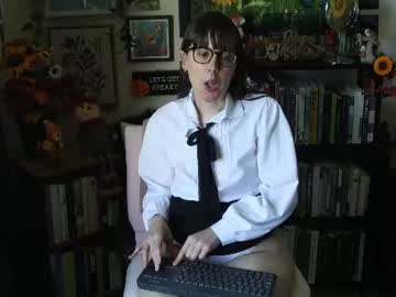 Sexy live cam screenshot of ellynaomi's webcam / video chat room