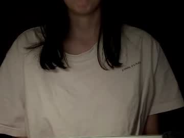 Sexy live cam screenshot of exiepour's webcam / video chat room