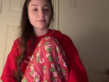 Sexy live cam screenshot of fantasyella's webcam / video chat room