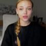 Sexy live cam screenshot of flooora_0's webcam / video chat room