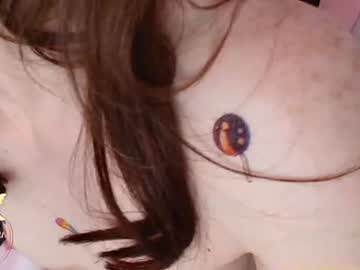 Sexy live cam screenshot of foxy_gamer's webcam / video chat room
