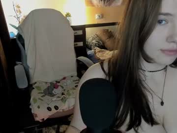 Sexy live cam screenshot of girl_u_never_met's webcam / video chat room