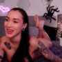 Sexy live cam screenshot of miladenver's webcam / video chat room