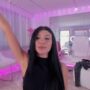 Sexy live cam screenshot of miss_diamond__'s webcam / video chat room