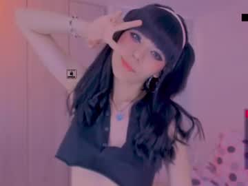 Sexy live cam screenshot of nyvy's webcam / video chat room