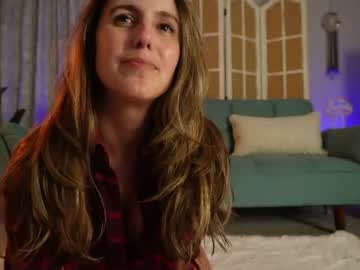 Sexy live cam screenshot of syriahsage's webcam / video chat room